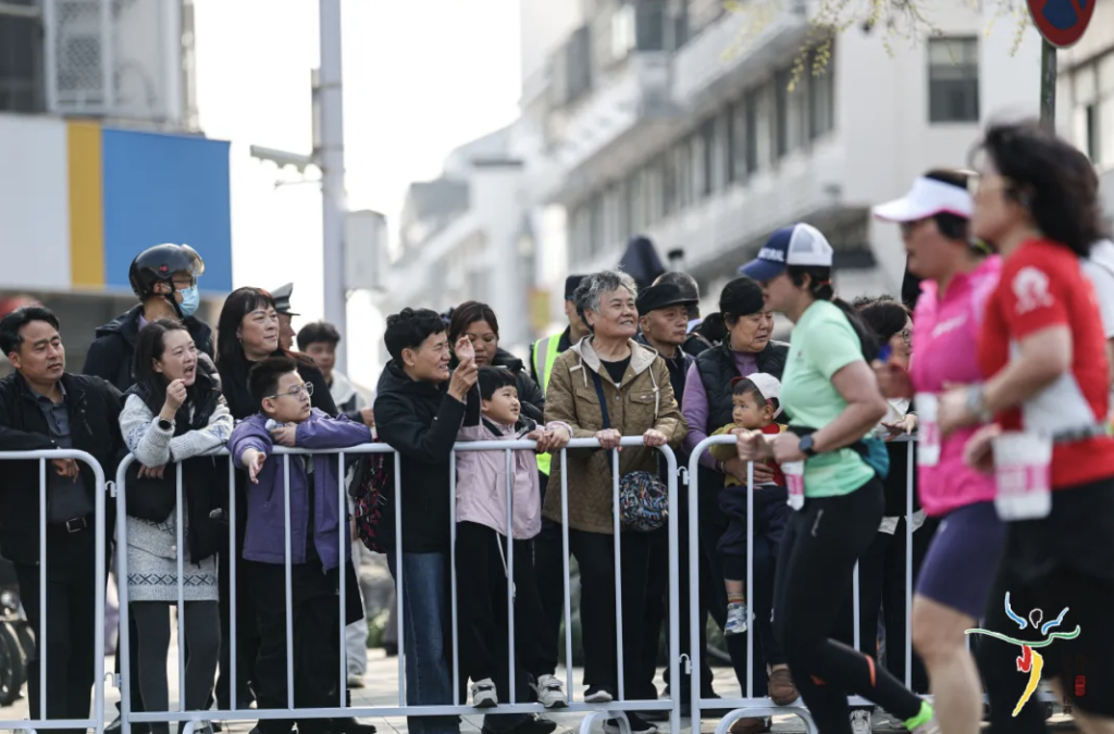 九游娱乐登录入口-深一度|扬州半马的“白金标首秀”,对中国路跑意味着什么